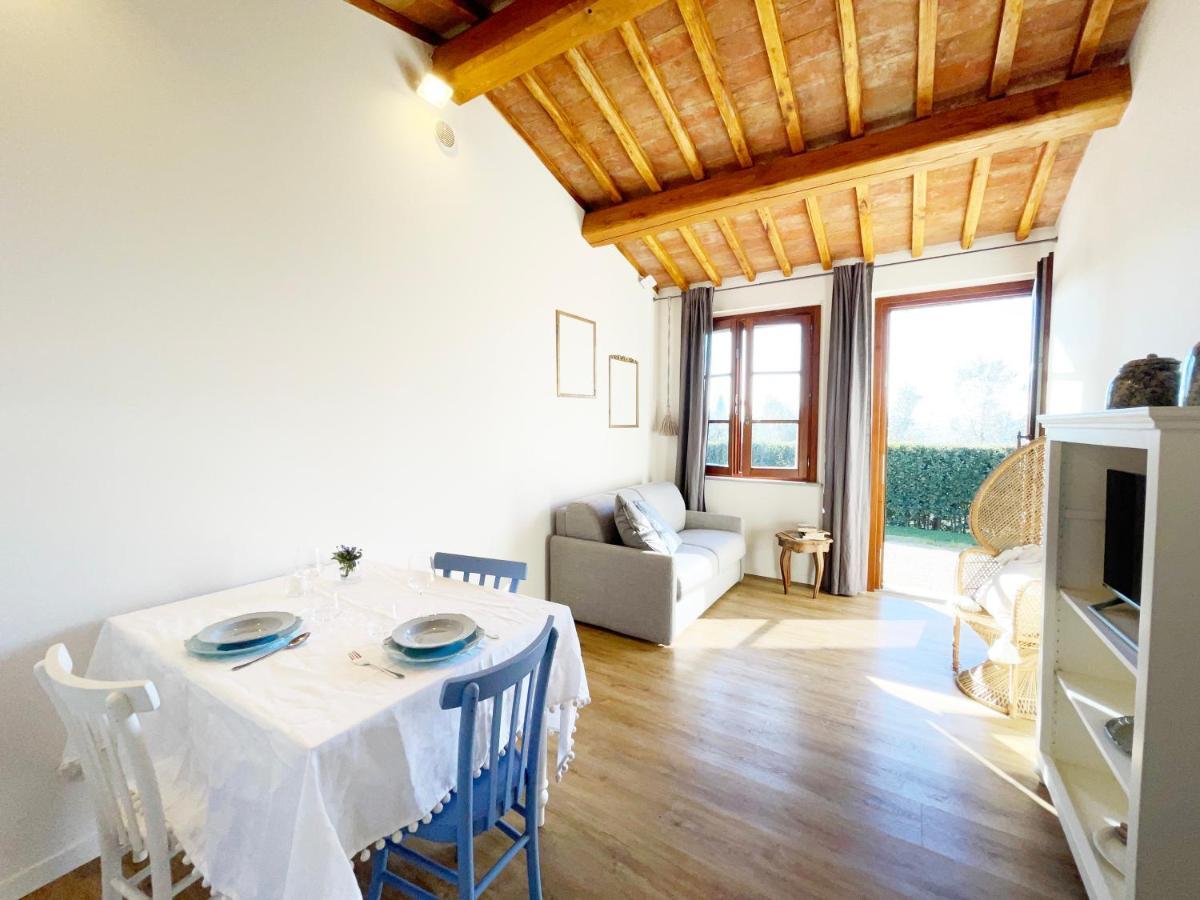 Oliveta Blu: Elegante A Due Passi Dal Centro Lägenhet Siena Exteriör bild