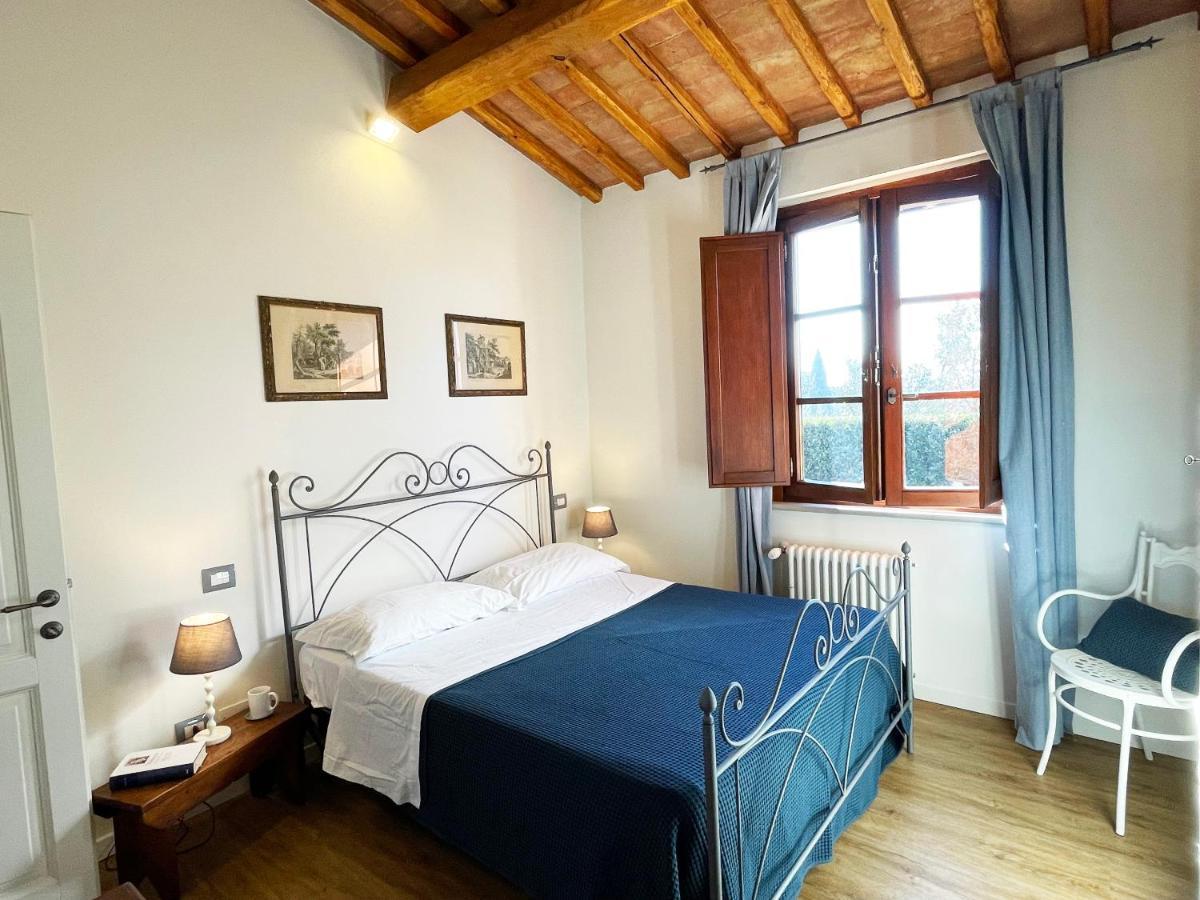 Oliveta Blu: Elegante A Due Passi Dal Centro Lägenhet Siena Exteriör bild